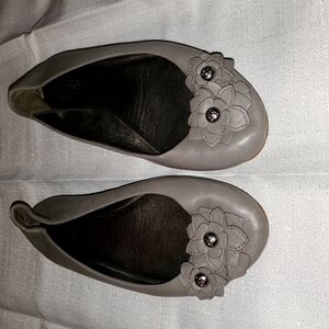 Coach Gray Leather Women's Flats with Floral Detail